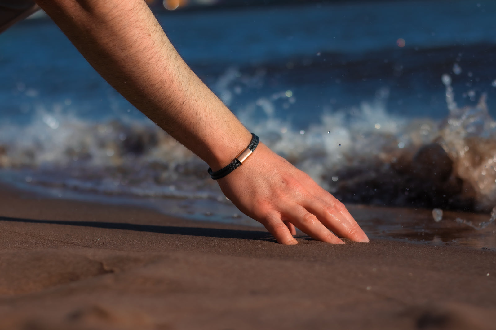 Personalisierte Armbänder mit Gravur